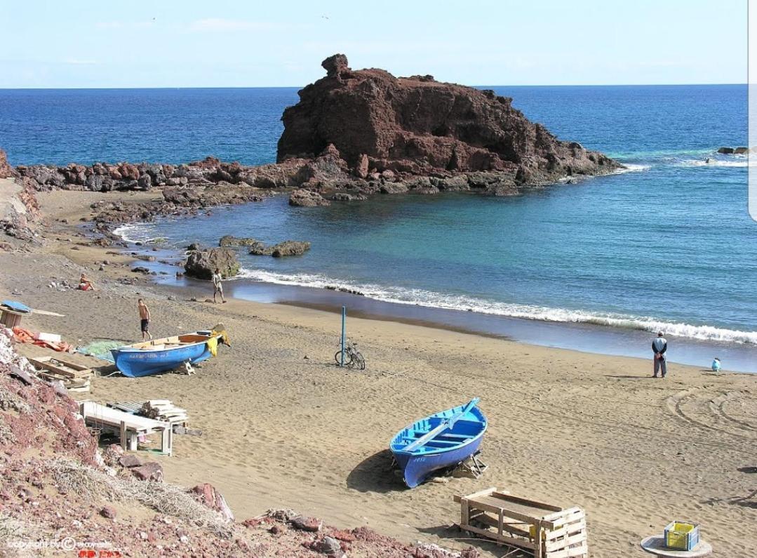Apartment & Beach - Airport El Burrero Luaran gambar